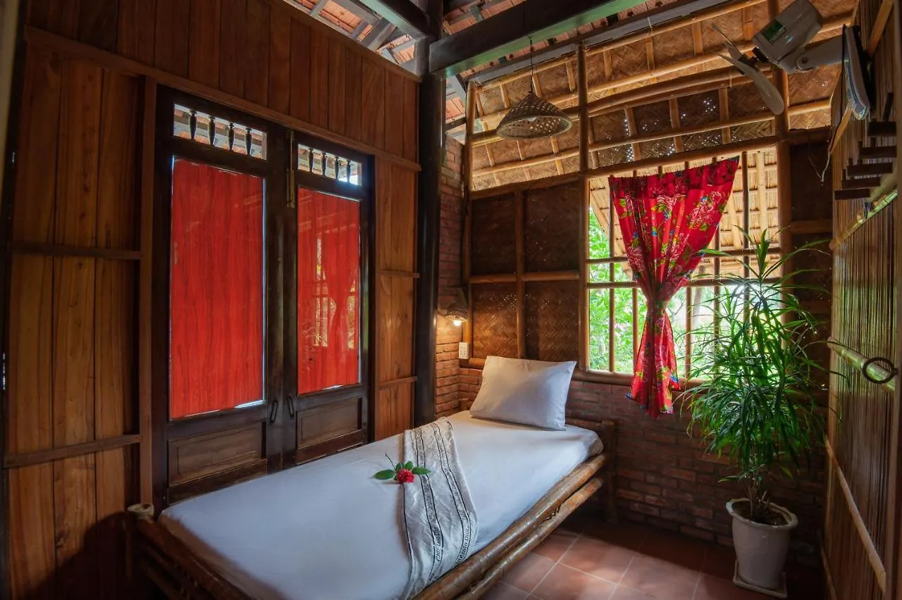 Tra Que Flowers Hoi An Homestay Vietnam